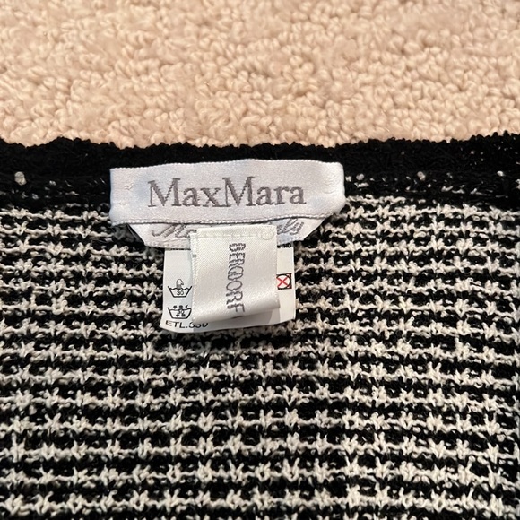 Vintage MaxMara Cardigan - Picture 2 of 3
